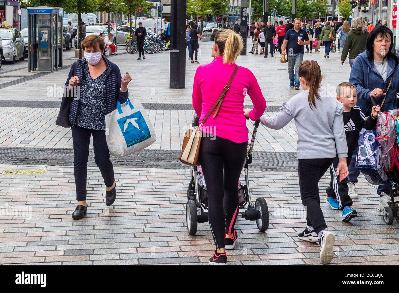 Cork, Ireland. 9th July, 2020. Patrick Street in Cork was busy this afternoon as the country gets back to a new 'normal'. Credit: AG News/Alamy Live News Stock Photo