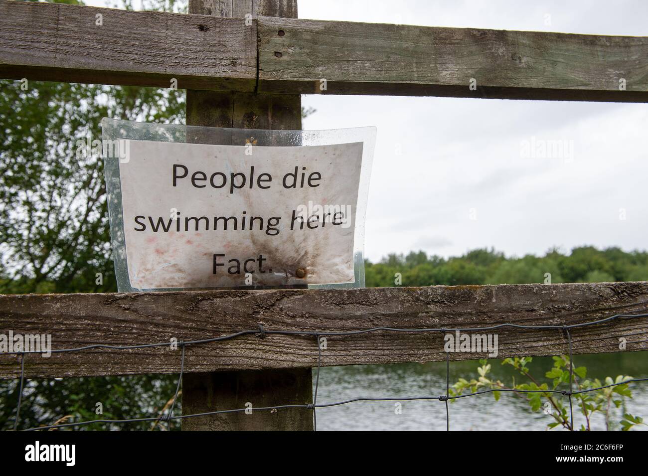 Slough, Berkshire, UK. 9th July, 2020. A 'People die swimming here