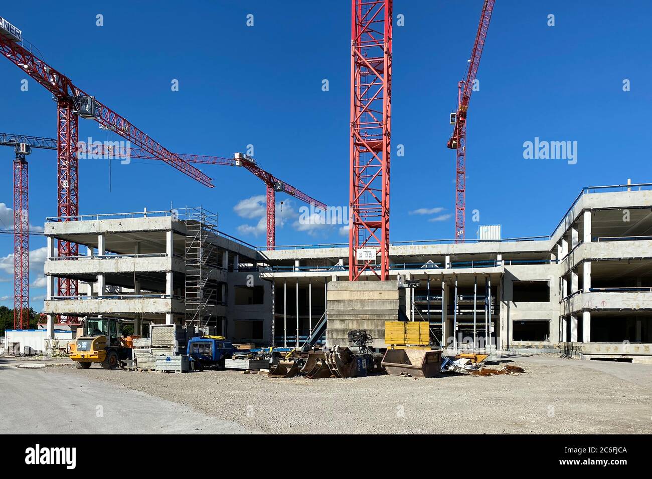 Aschheim Dorafter, Deutschland. 09th July, 2020. Construction site of the new company headquarters of wirecard AG in Aschheim Dorafter - the construction work is stopped after balance sheet scandal and bankruptcy. | usage worldwide Credit: dpa/Alamy Live News Stock Photo