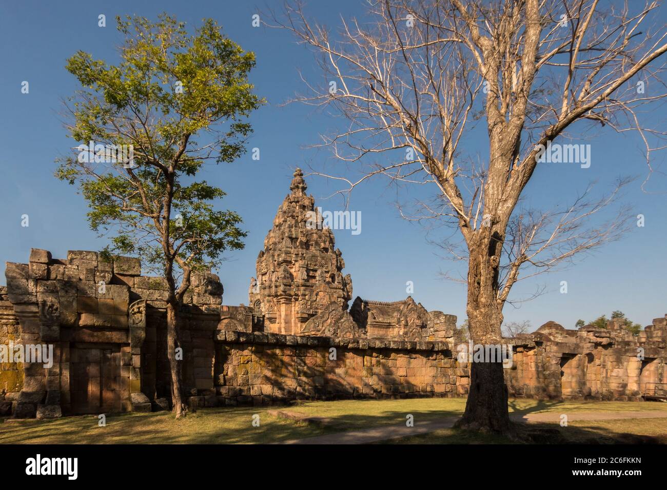 Khmer empire hi-res stock photography and images - Alamy