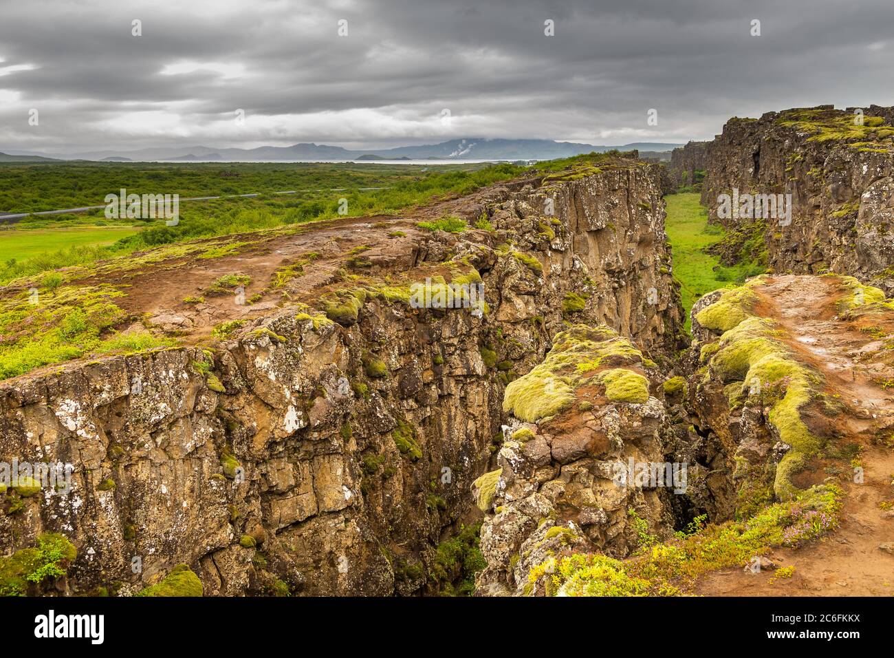 View of the rift valley that marks the crest of the Mid-Atlantic Ridge ...