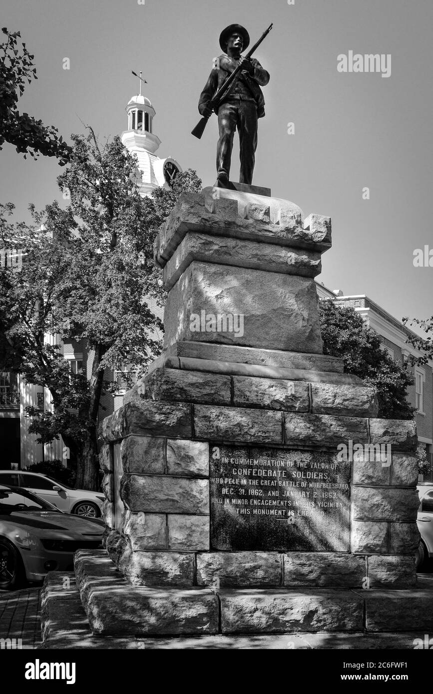 Confederate soldiers memorial statue civil war Black and White Stock ...