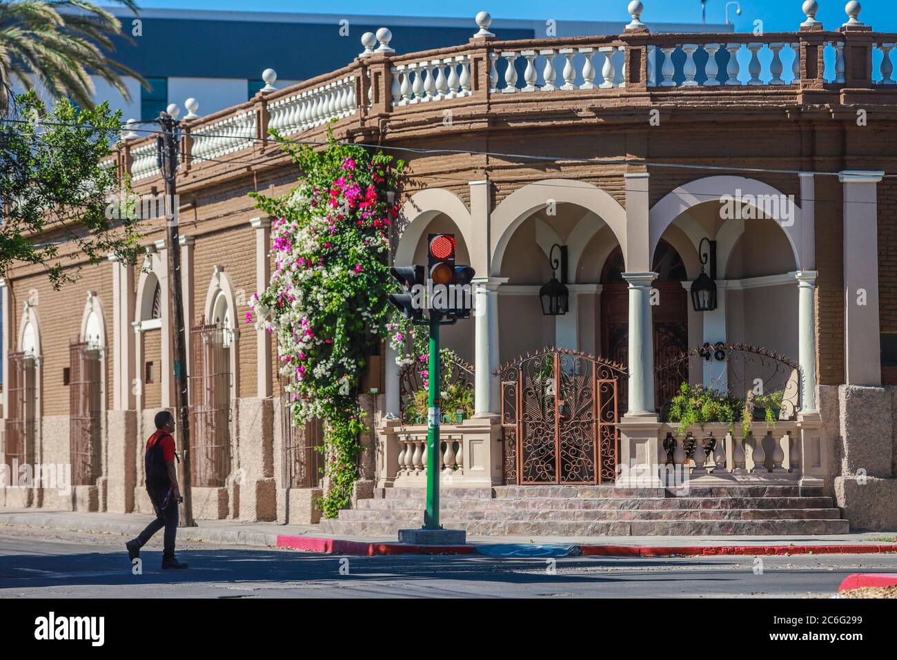 Arches or portals, facade of a colonial house in the Centenario