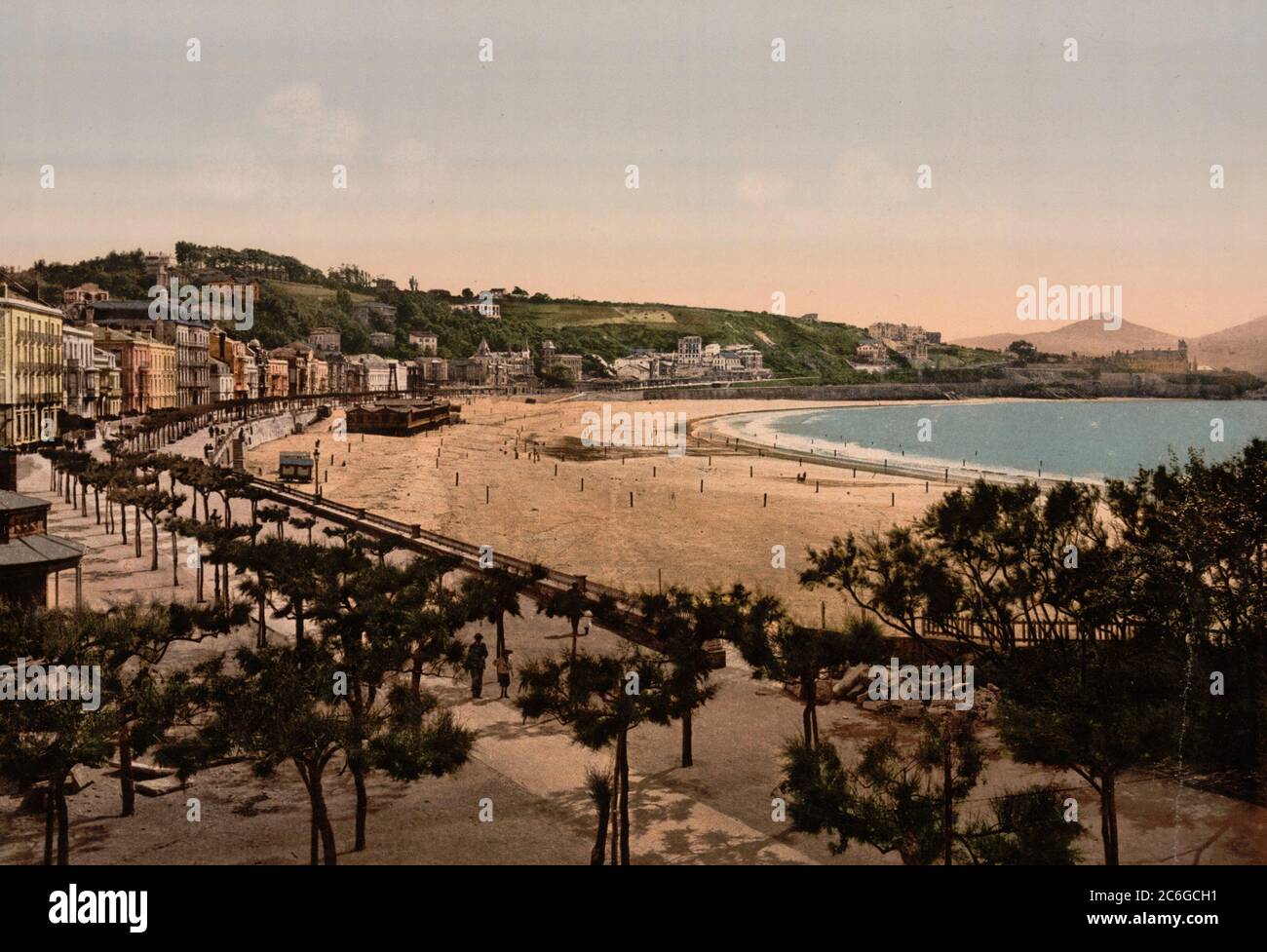 The beach, San Sebastian, Spain, circa 1900 Stock Photo