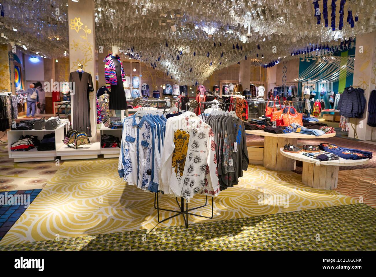 Desigual+store hi-res stock photography and images - Page 3 - Alamy