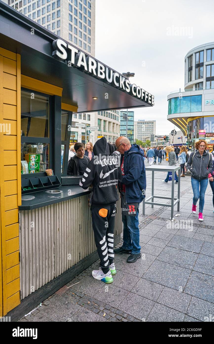 Berlin Germany Circa September 19 Starbucks Coffee Kiosk Seen In Berlin Stock Photo Alamy