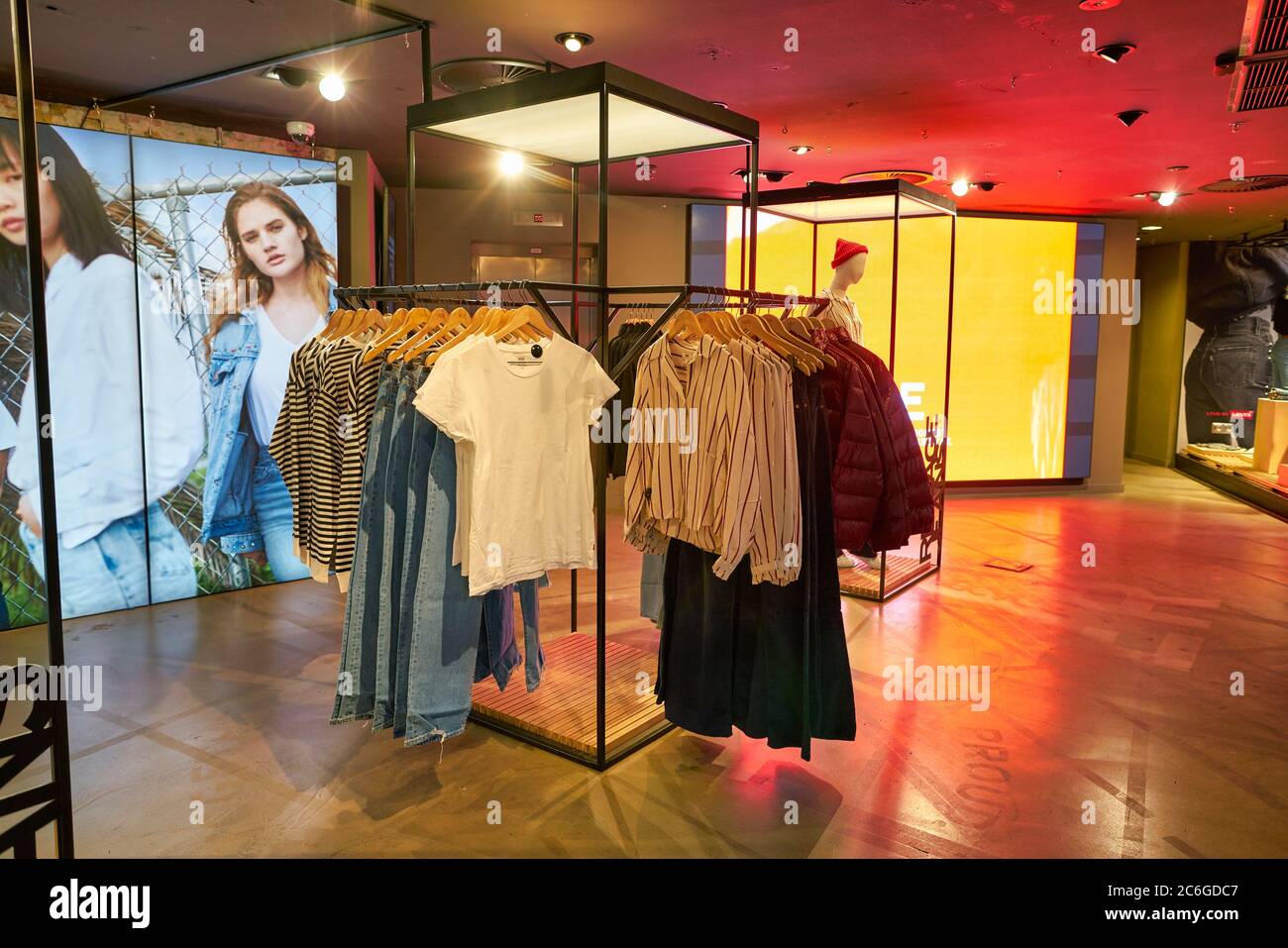 Levis Outlet Store High Resolution Stock Photography and Images - Alamy