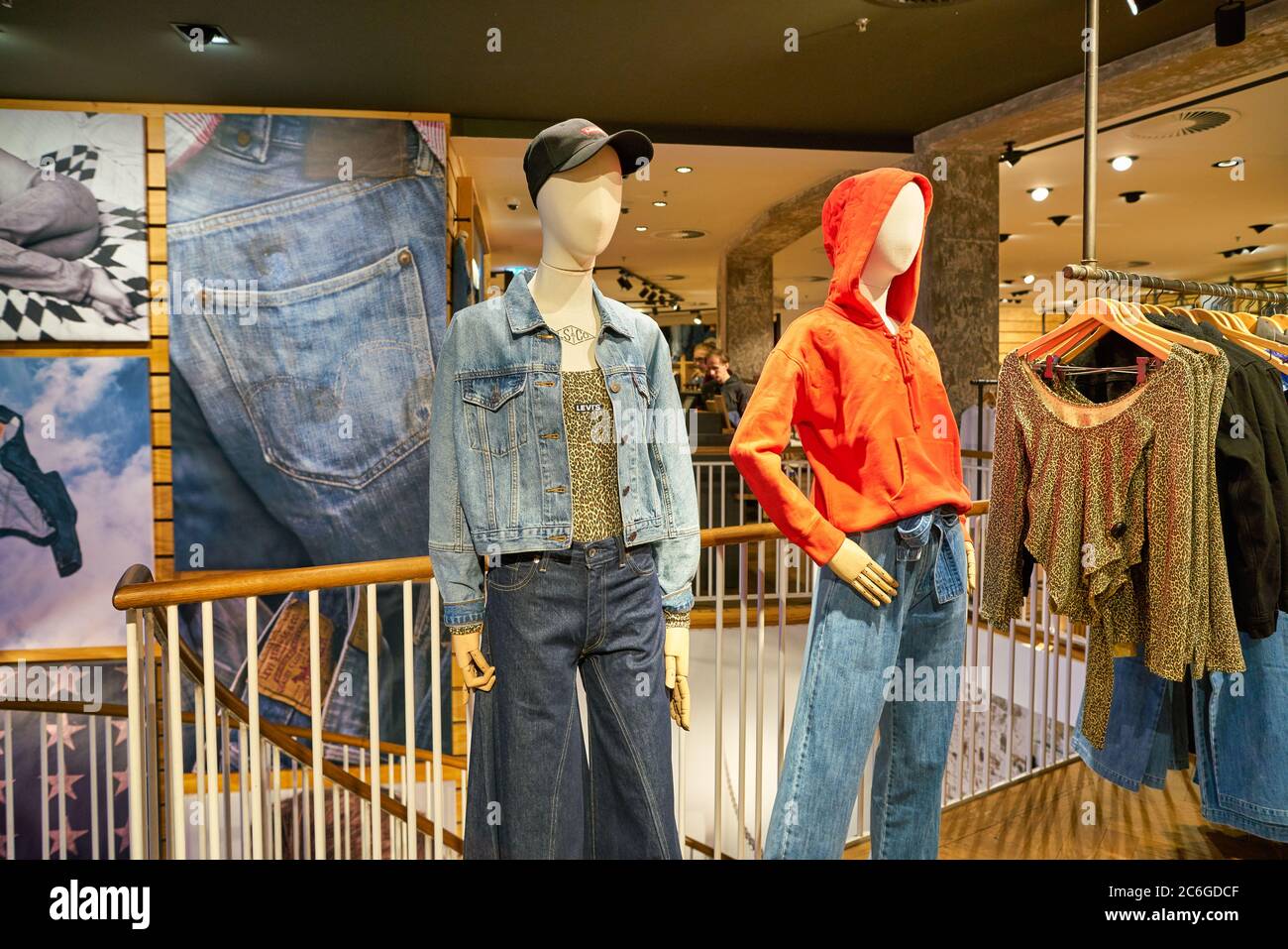 Levi's factory outlet hotsell