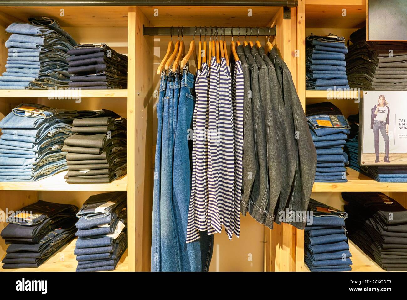 Levis clothes hi-res stock photography and images - Page 7 - Alamy
