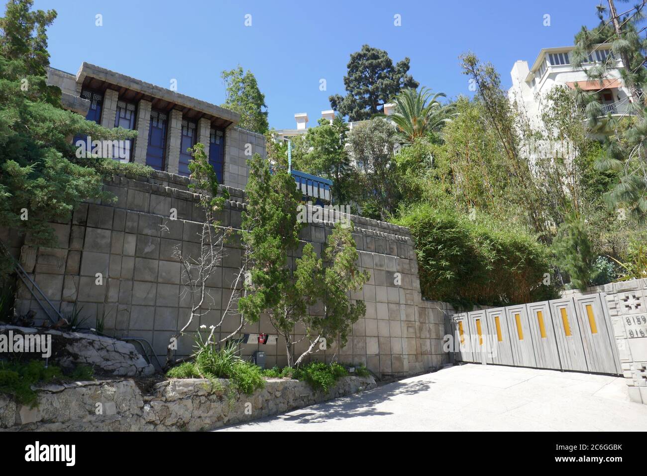 Katy perry home hi res stock photography and images Alamy
