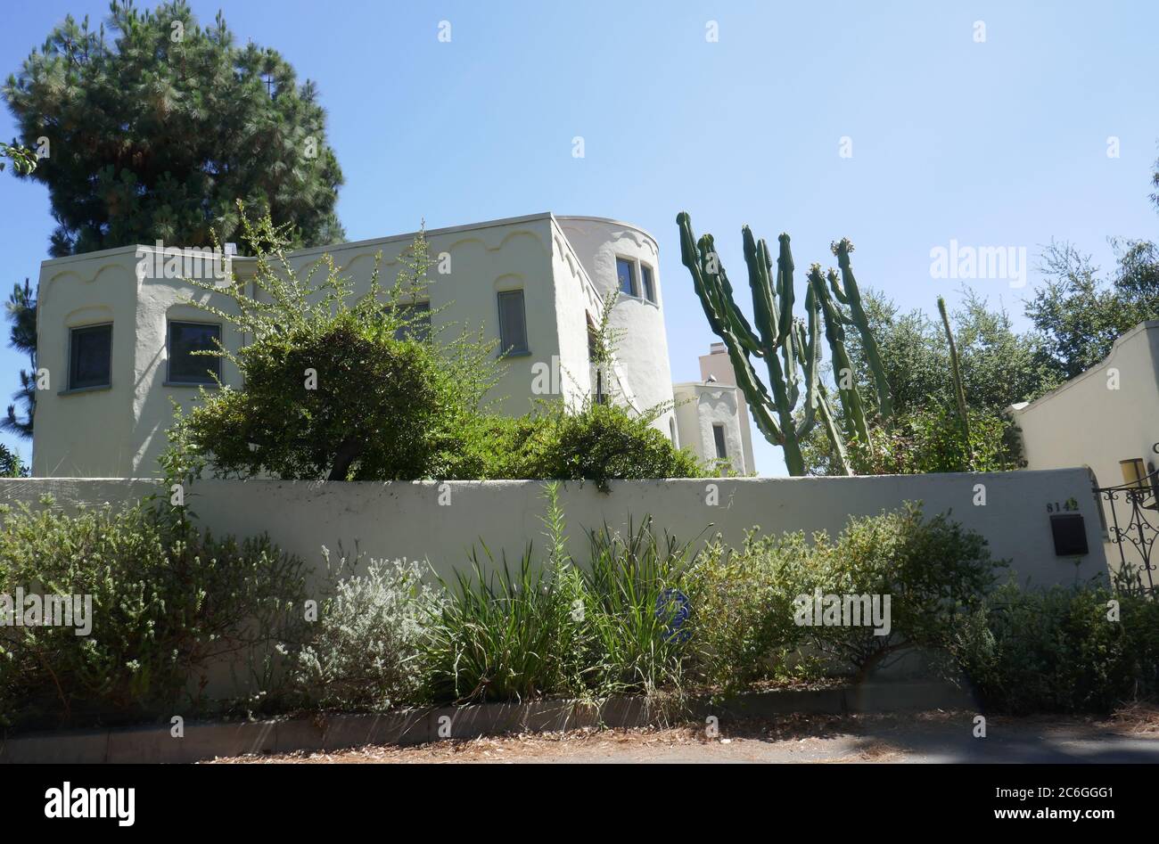 Marlon brando house hi-res stock photography and images - Alamy