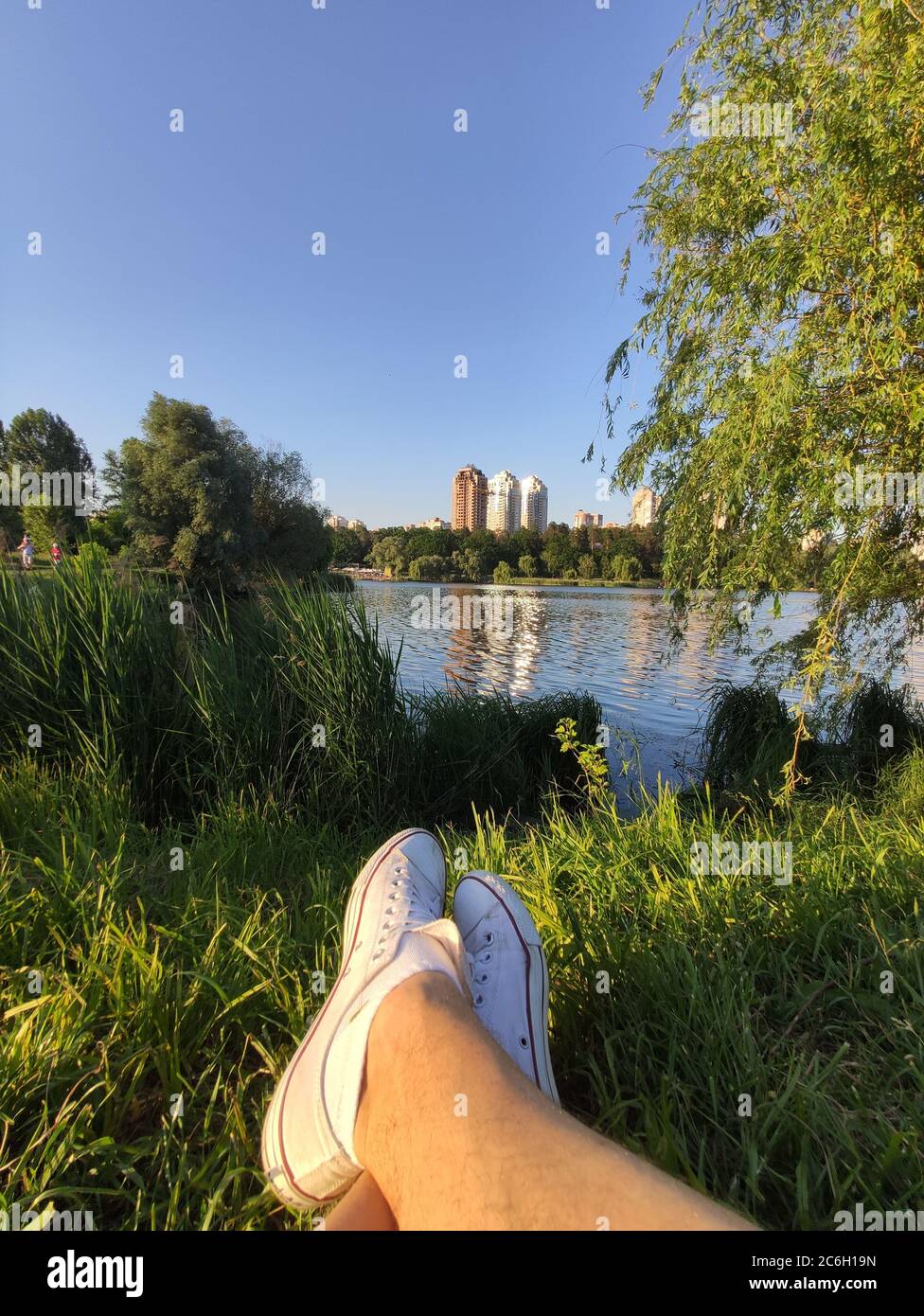 Sitting man lake garda hi-res stock photography and images - Alamy