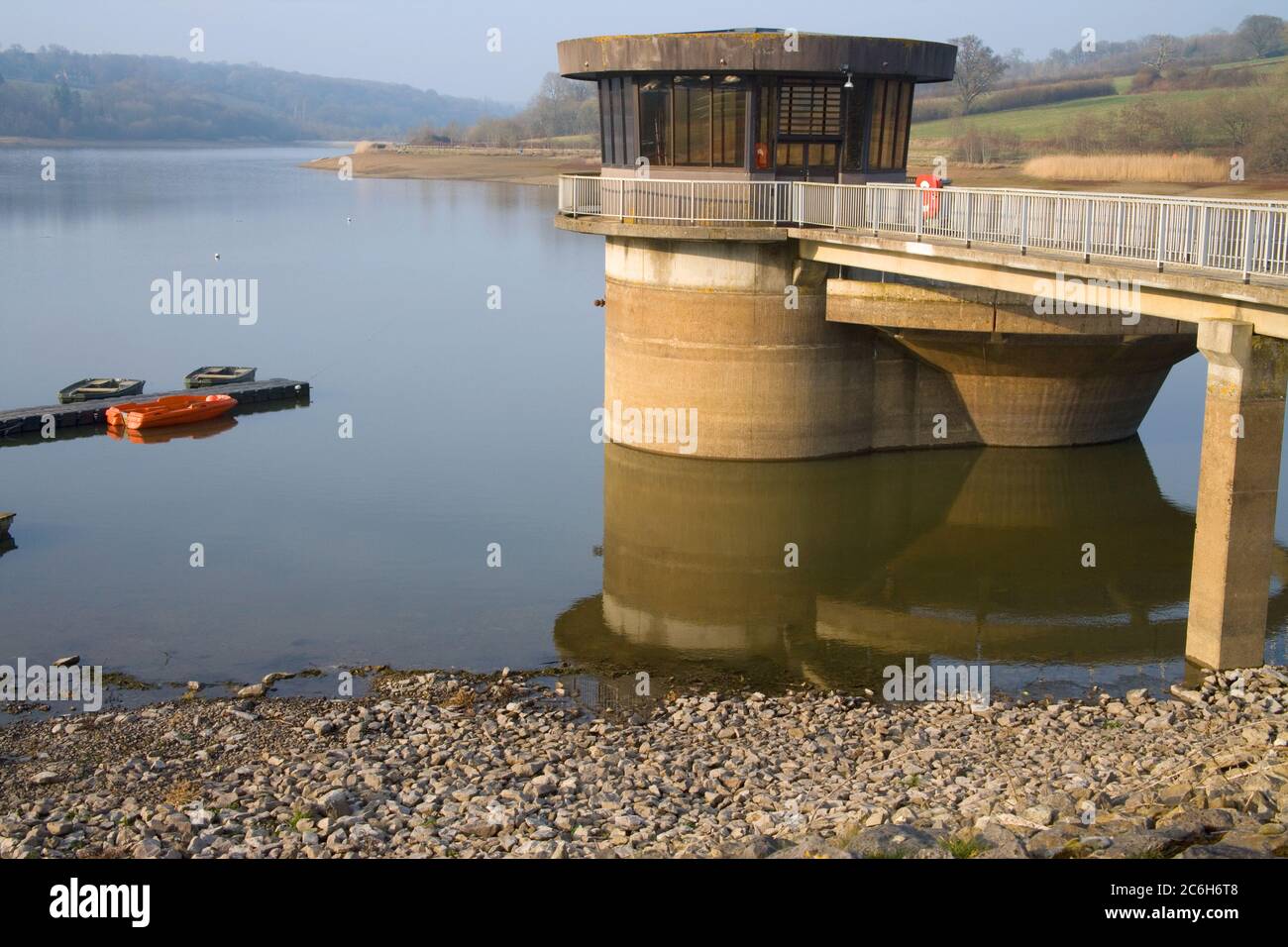 Empty reservoir uk hires stock photography and images Alamy