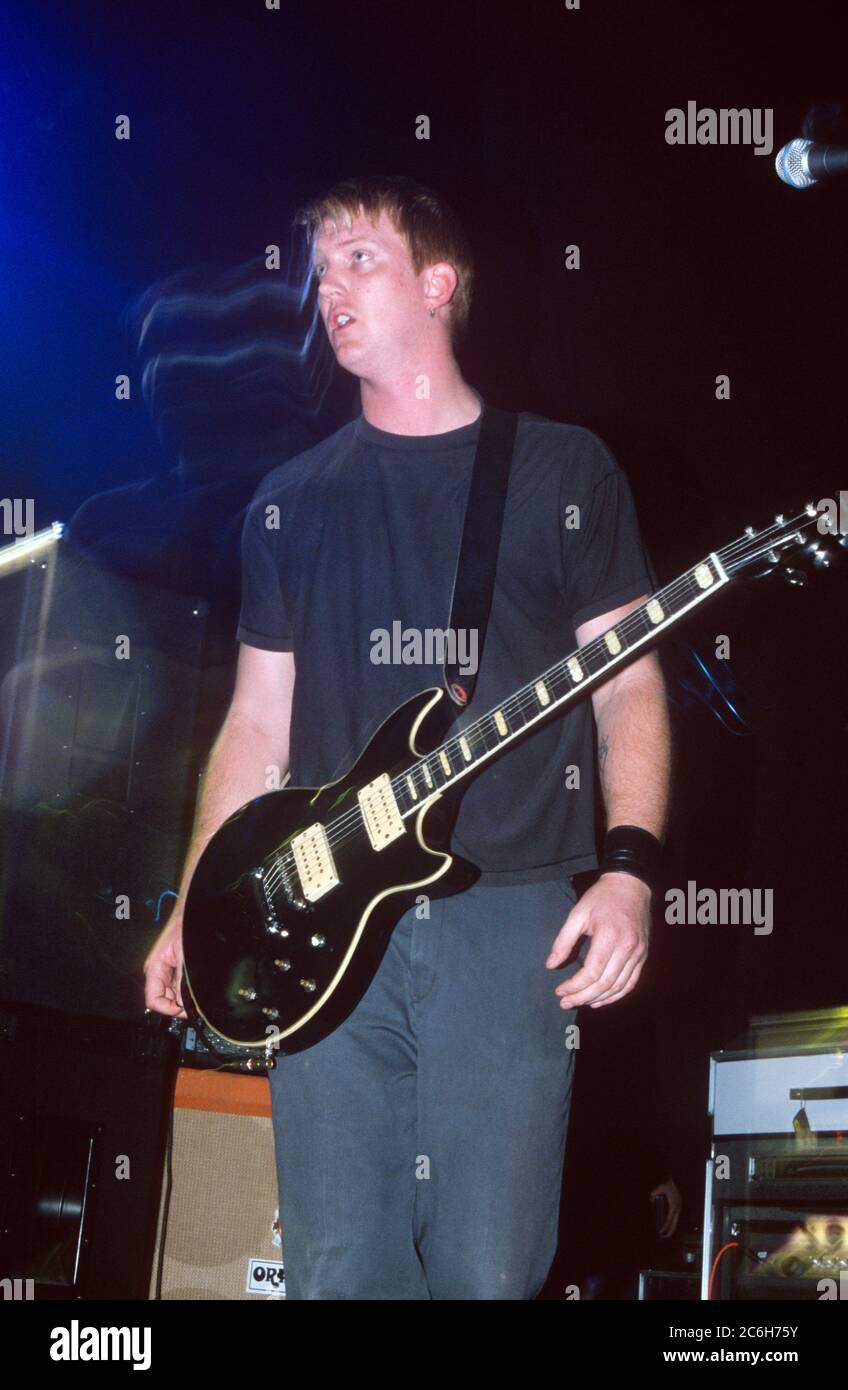 Josh Homme in Queens of the Stoneage performing at The Garage 28/08/2000, London, England, United Kingdom. Stock Photo