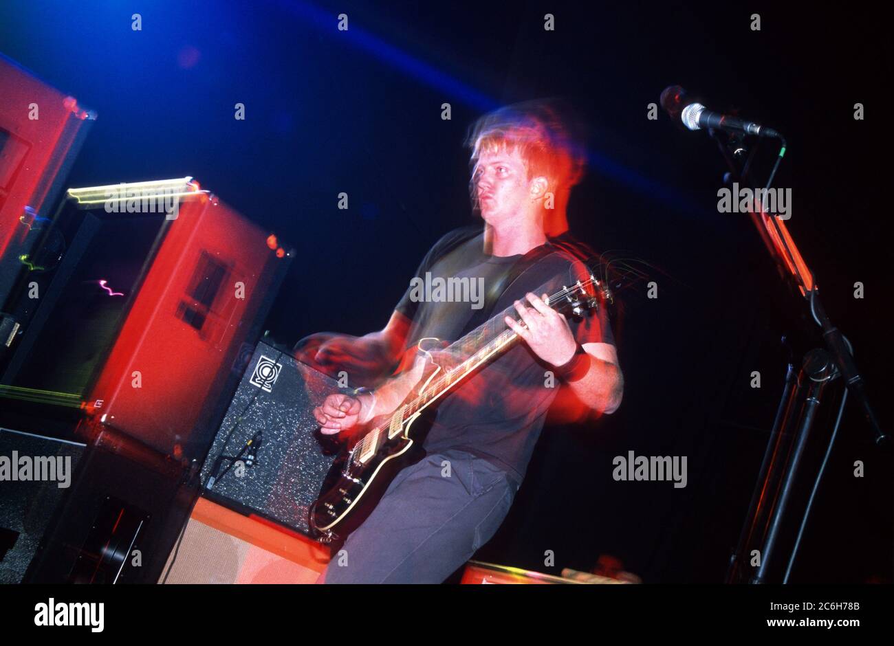 Josh Homme in Queens of the Stoneage performing at The Garage 28/08/2000, London, England, United Kingdom. Stock Photo