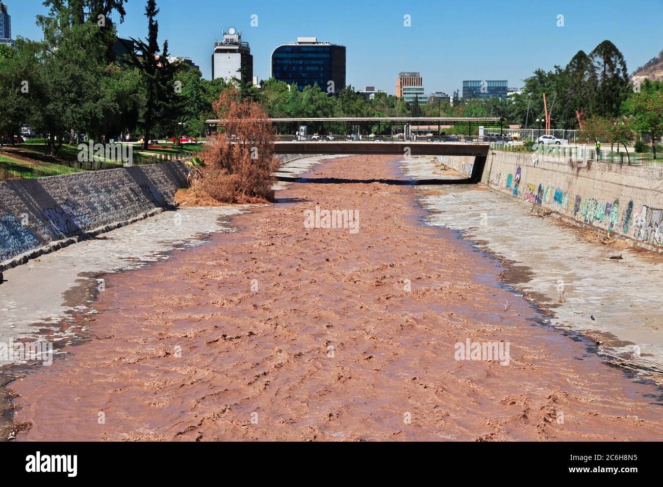 Mapocho river cerro san cristobal hi-res stock photography and images ...