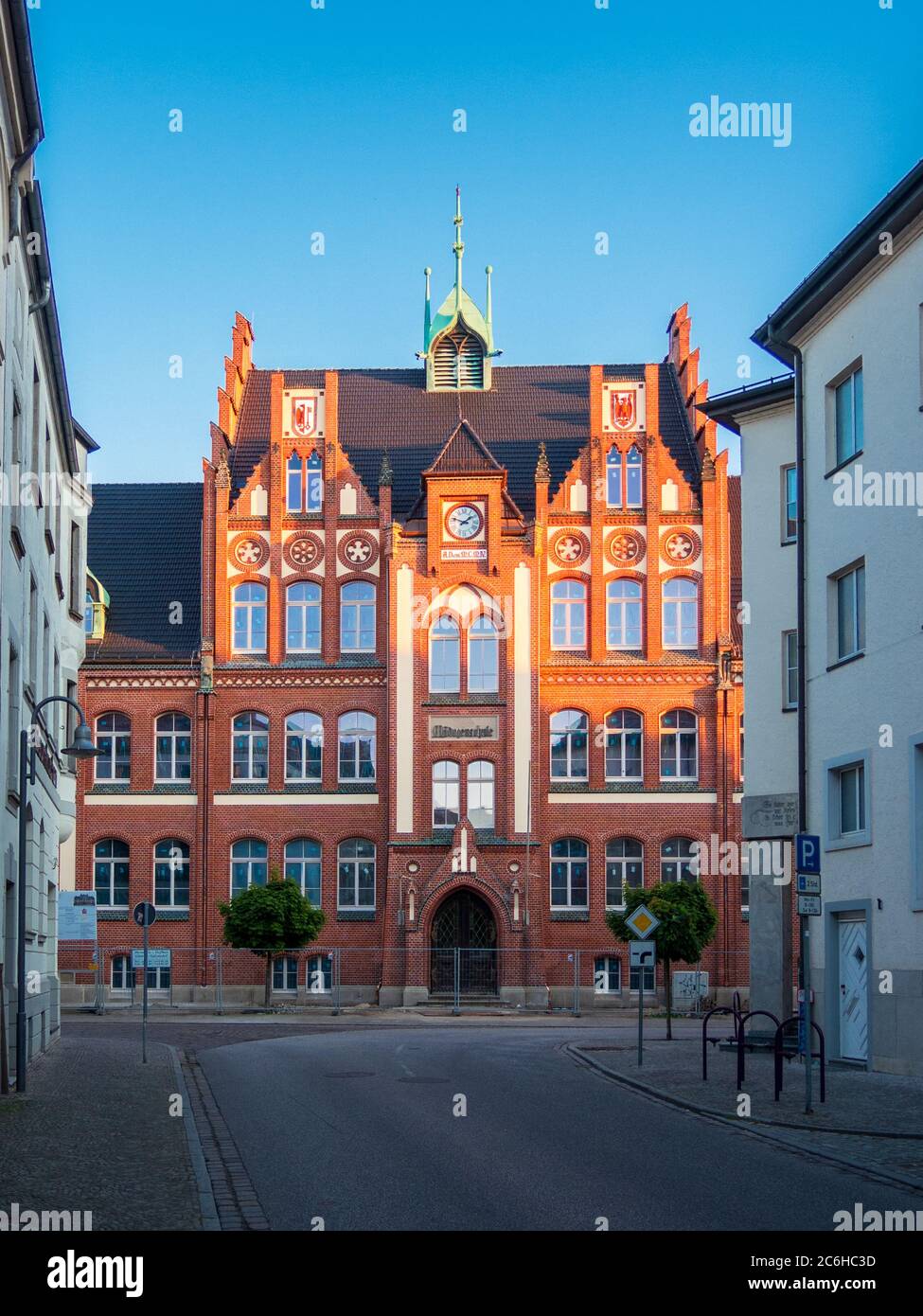 Salzwedel eine Kleinstadt in Sachsen-Anhalt, bekannt durch ihren Baumkuchen und die Fachwerk Architektur Stock Photo