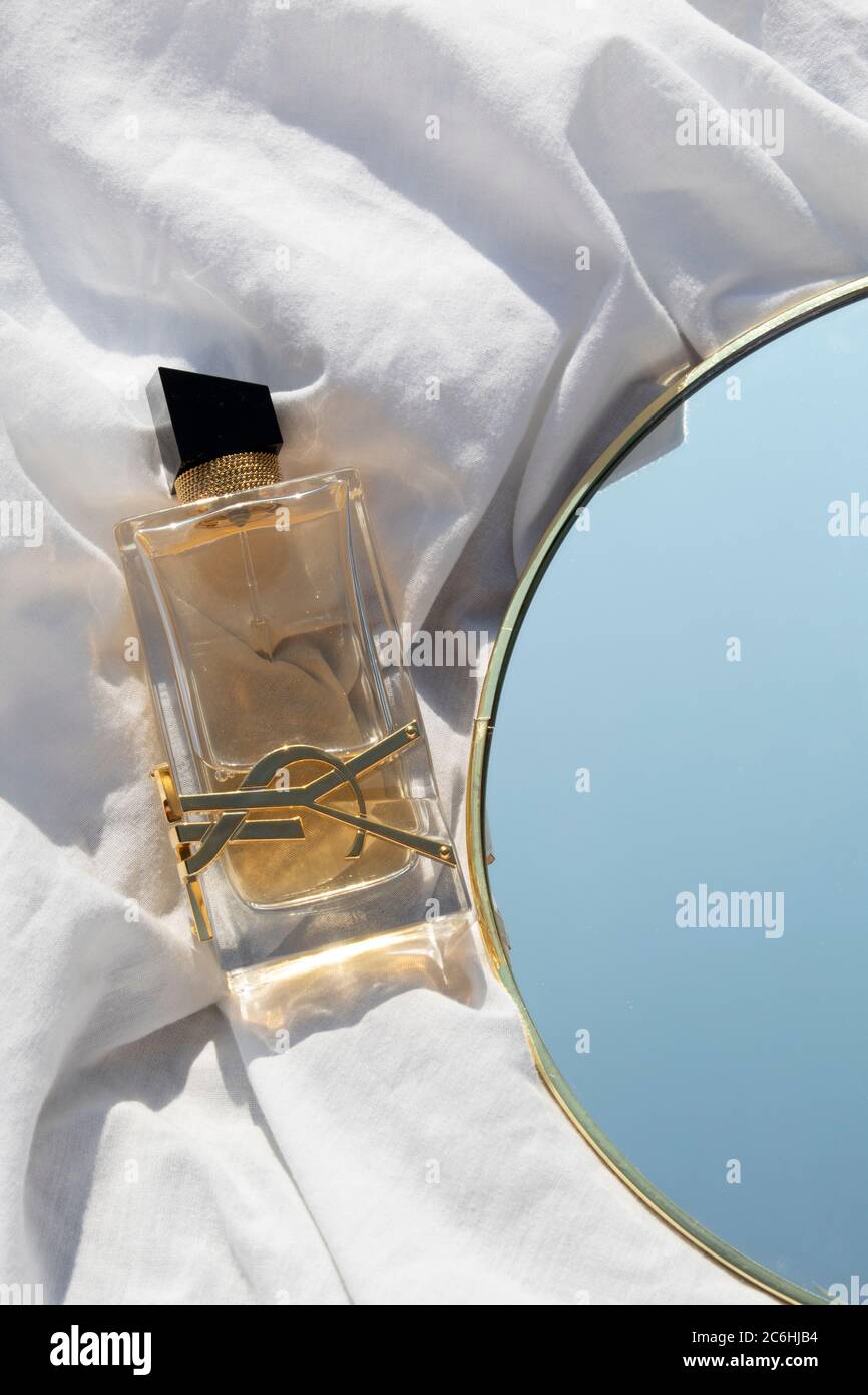 Ysl perfume hi-res stock photography and images - Alamy