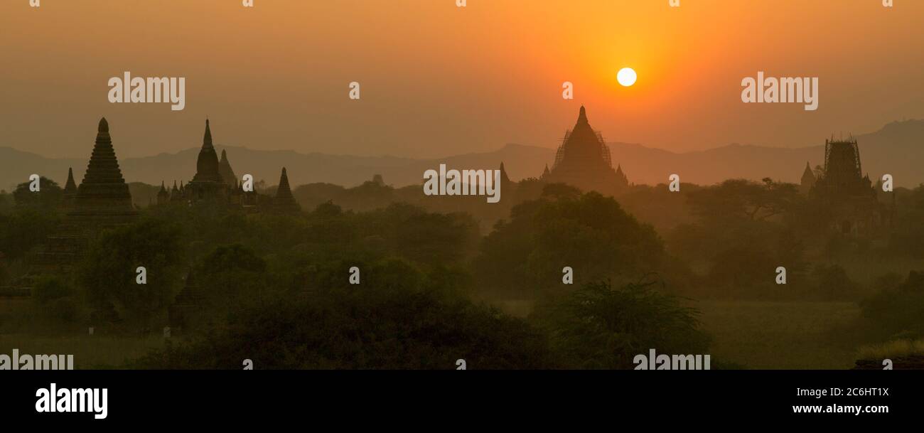Sunrise in Old Bagan, Myanmar Stock Photo