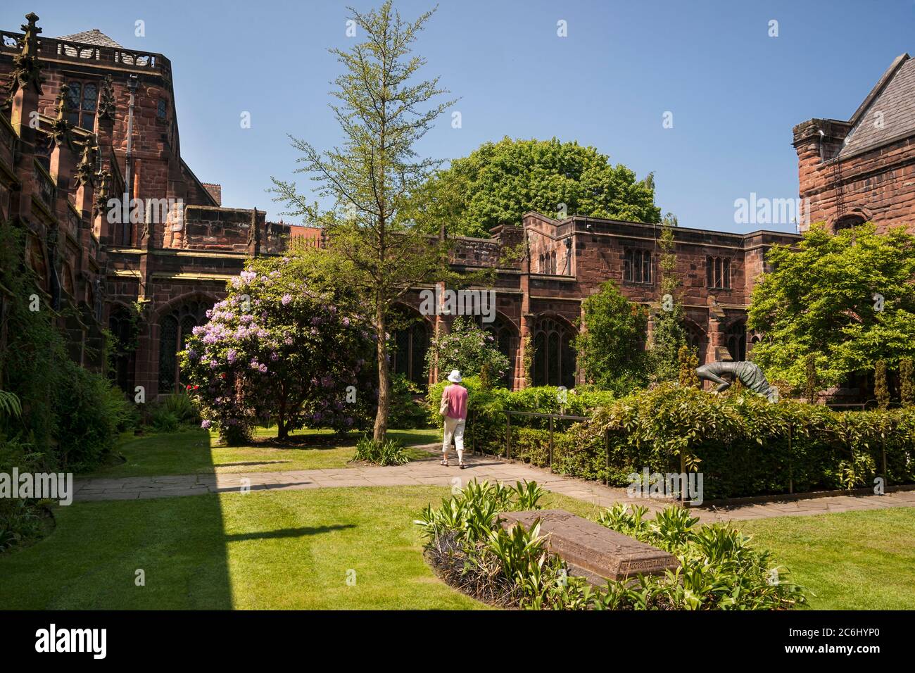 Chester city centre,  courtyard, Cathedral, Cheshire, UK Stock Photo