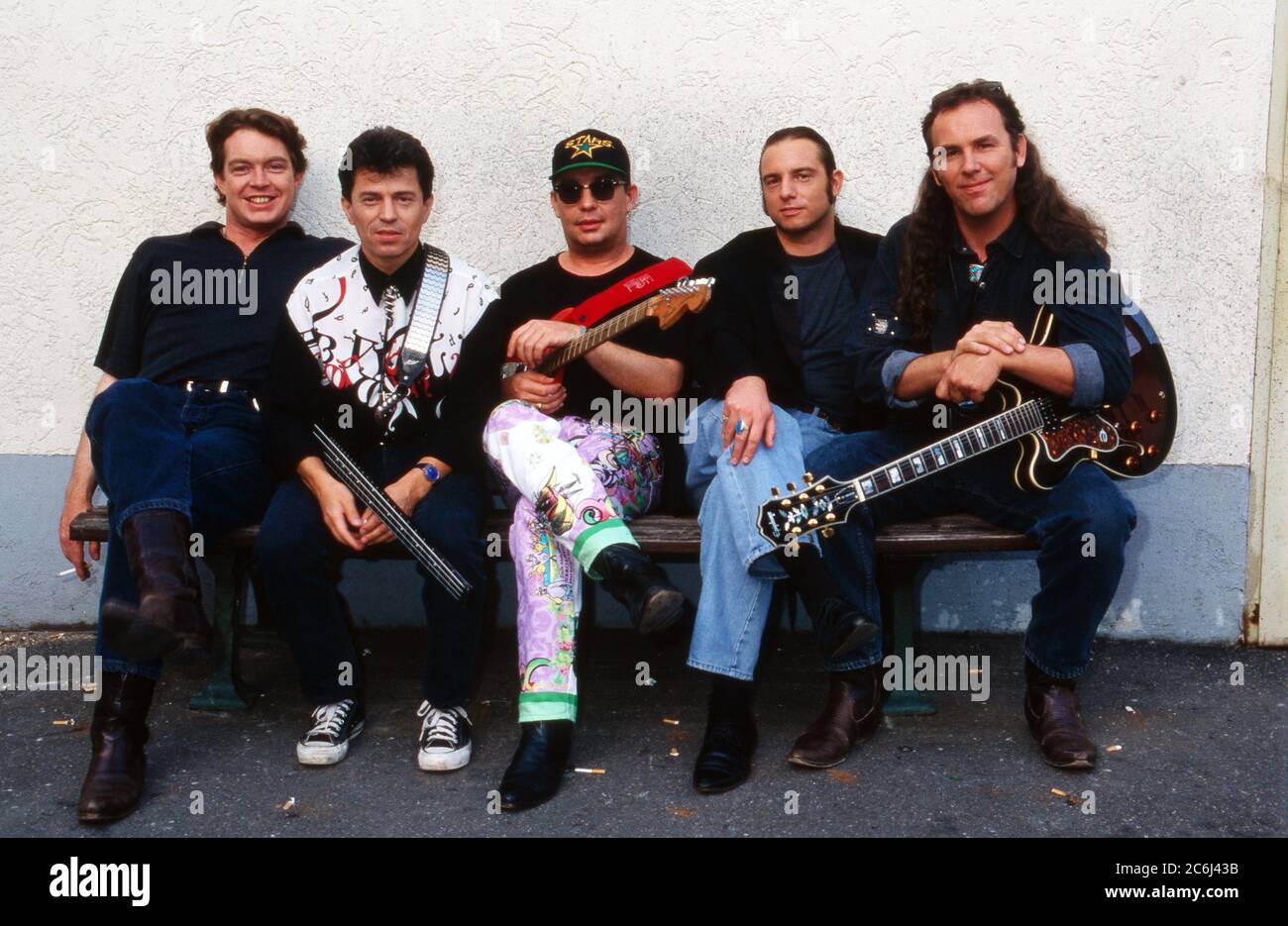Goldene Schlagerparade, Musikshow, Deutschland 1992, Gaststar: Band 'Spider Murphy Gang' mit Sänger Günther Sigl (2. v. l.) Stock Photo