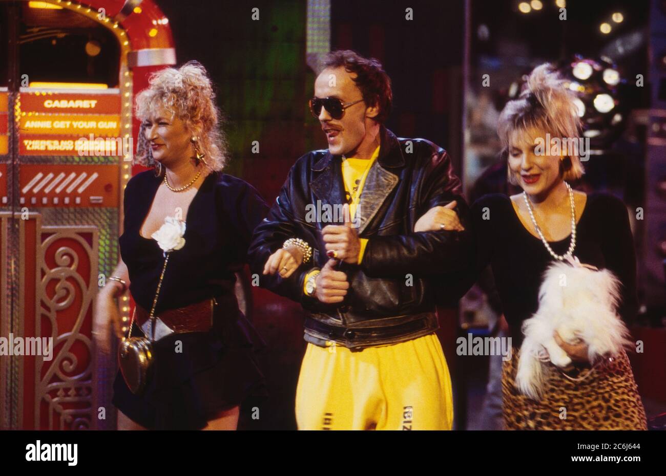 Holgers Waschsalon, Show, Deutschland 1991 - 1995, Sendung vom 28. Januar 1994, Gaststar: Kabarettist und Schauspieler Hans Werner Olm mit Damen Stock Photo