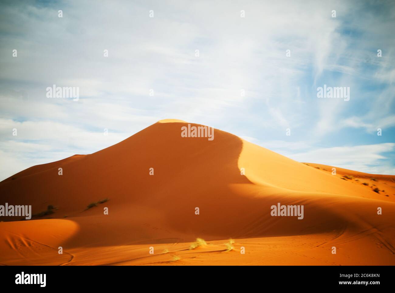 Sand dunes sunset in sahara hi-res stock photography and images - Alamy
