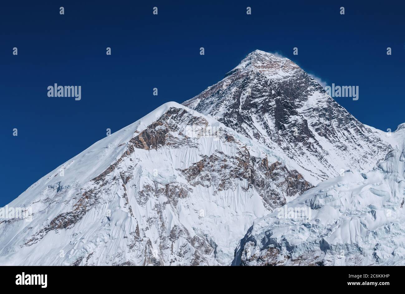 Nepal himalaya mount everest 8848m hi-res stock photography and