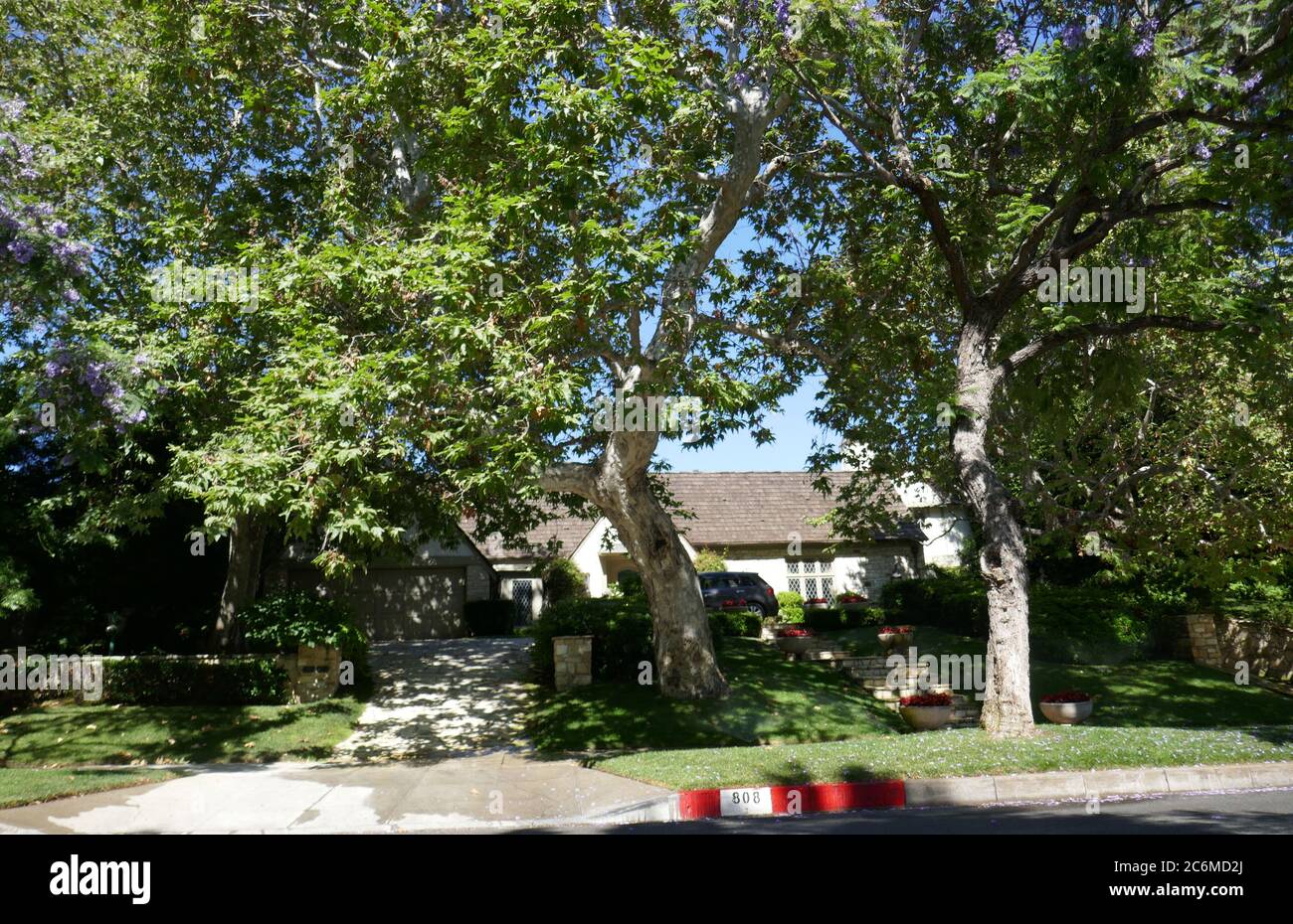 Beverly Hills, California, USA 10th July 2020 A general view of atmosphere of Howard Hughe's 1946 XF-11 plane crash debris location at 808 Whittier Drive on July 10, 2020 in Beverly Hills, California, USA. Photo by Barry King/Alamy Stock Photo Stock Photo