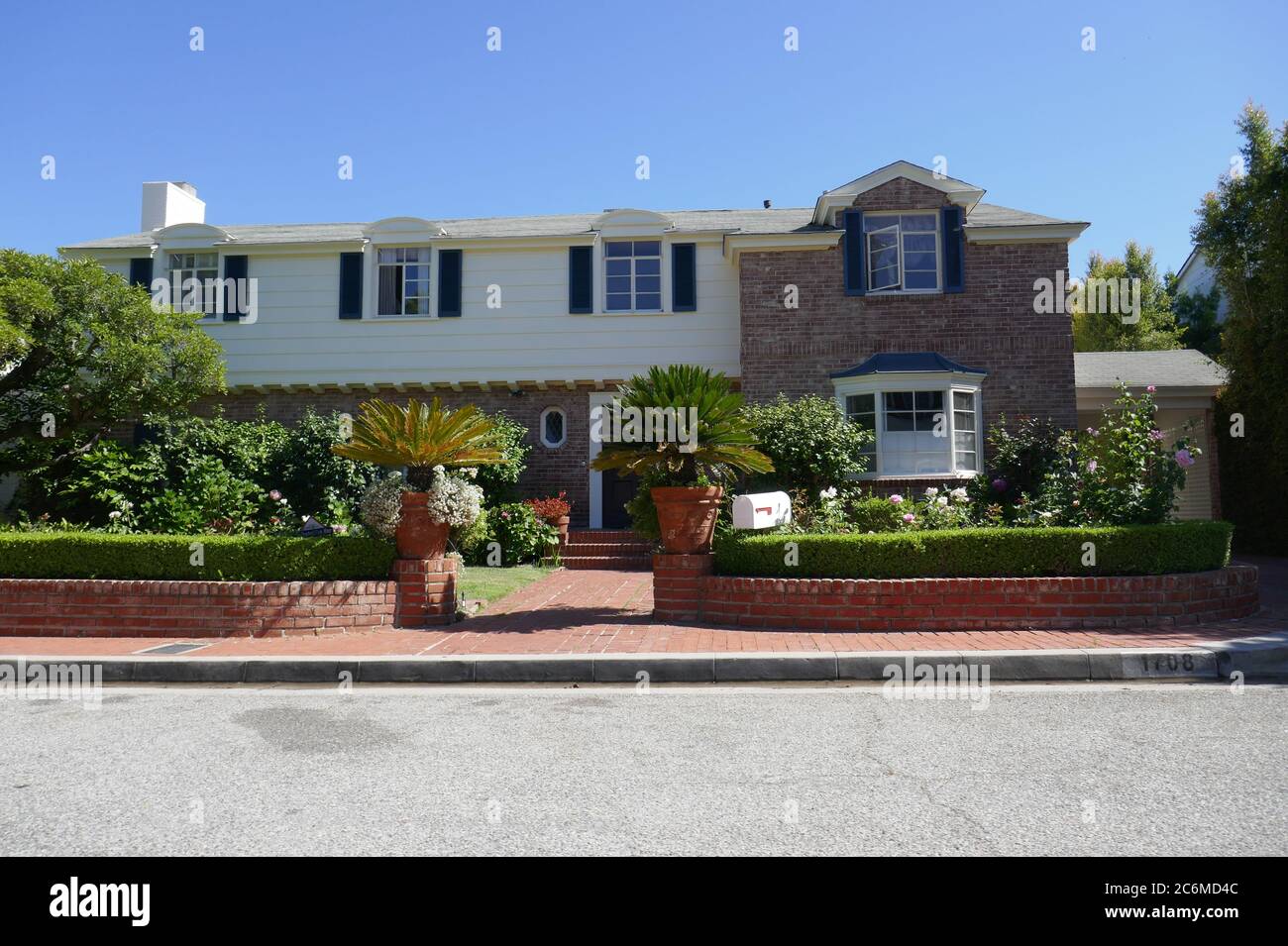 Beverly Hills, California, USA 10th July 2020 A general view of atmosphere of of Hedda Hopper's former home at 1708 Tropical Avenue on July 10, 2020 in Beverly Hills, California, USA. Photo by Barry King/Alamy Stock Photo Stock Photo