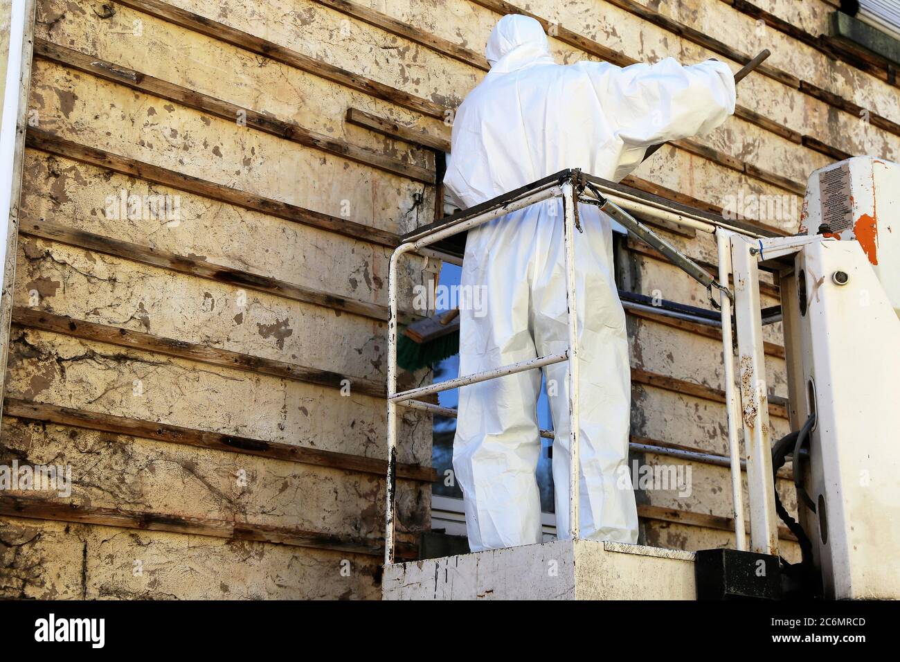 Professional asbestos abatement Stock Photo Alamy