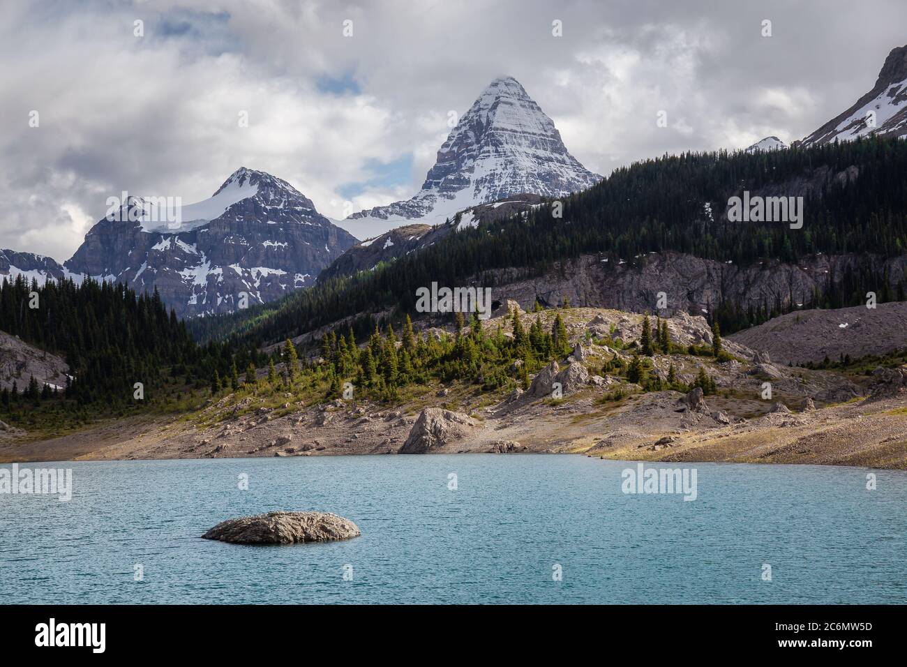 Iconic Mt Assiniboine Provincial Park near Banff Stock Photo Alamy