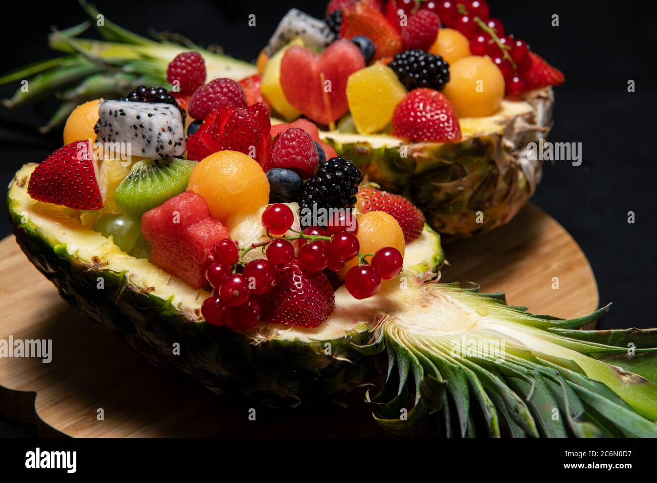 https://c8.alamy.com/comp/2C6N0D7/edible-fruit-arrangements-2C6N0D7.jpg