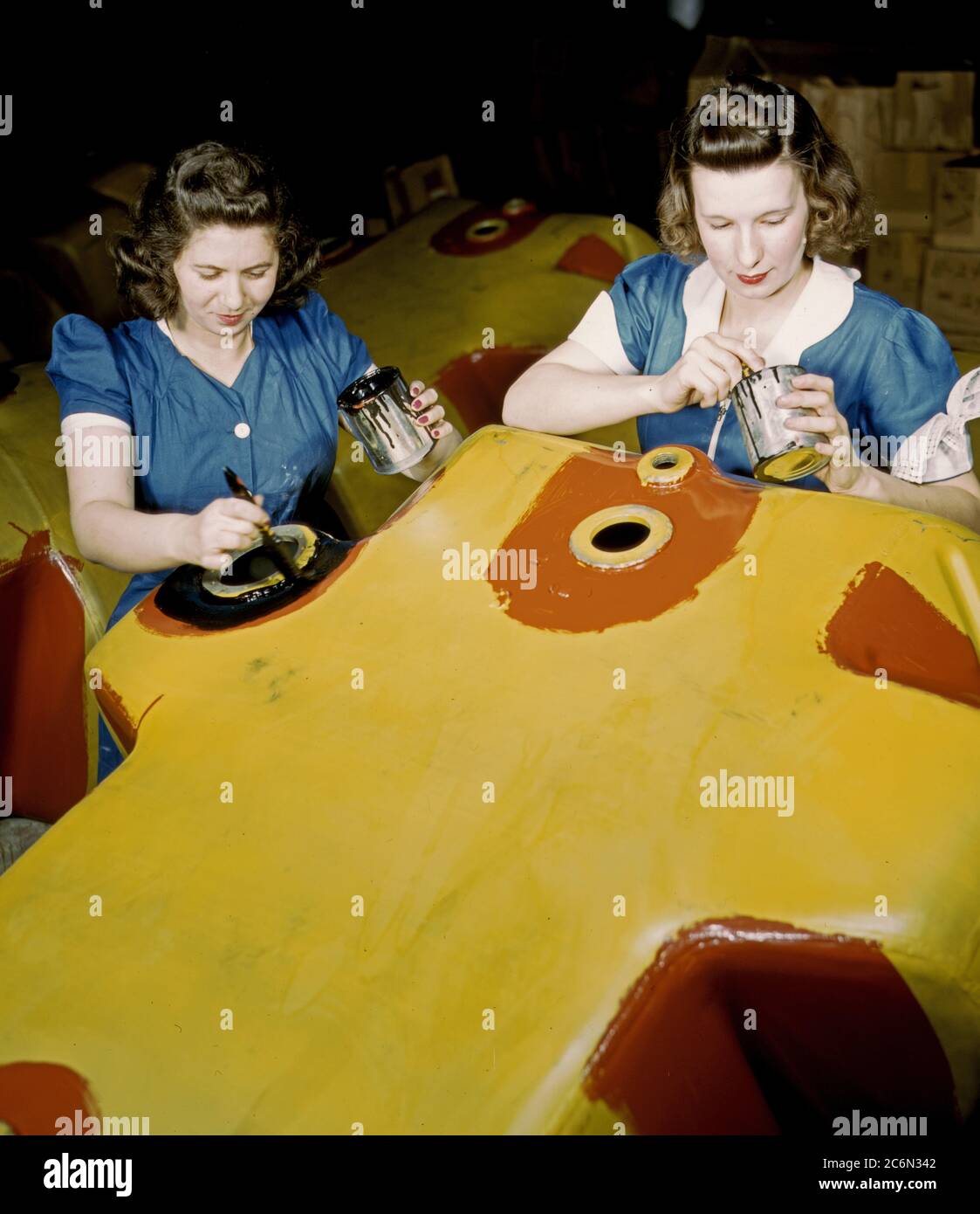 Women war workers 1942 Stock Photo Alamy