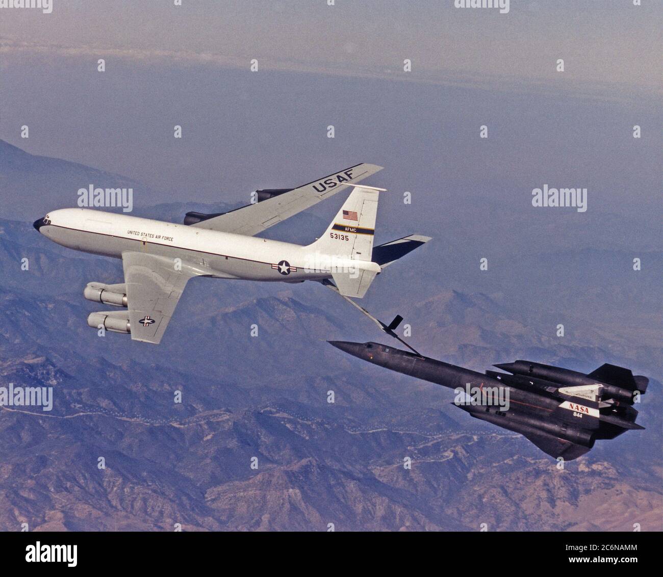 KC-135 with SR-71 main image 1