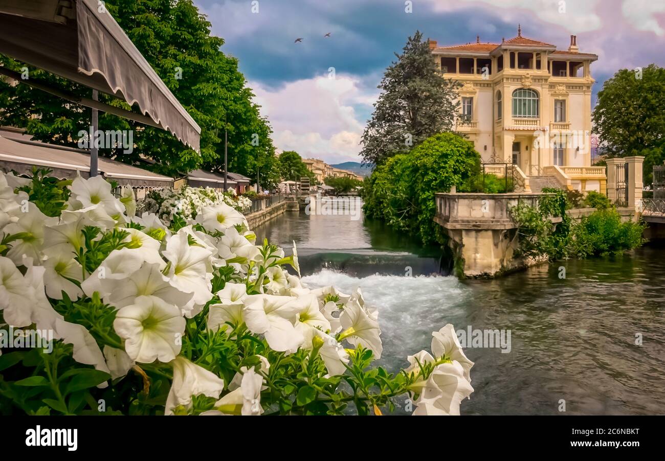 Isle Sur Sorgue High Resolution Stock Photography And Images Alamy Isle Sur Sorgue High Resolution Stock Photography And Images Alamy