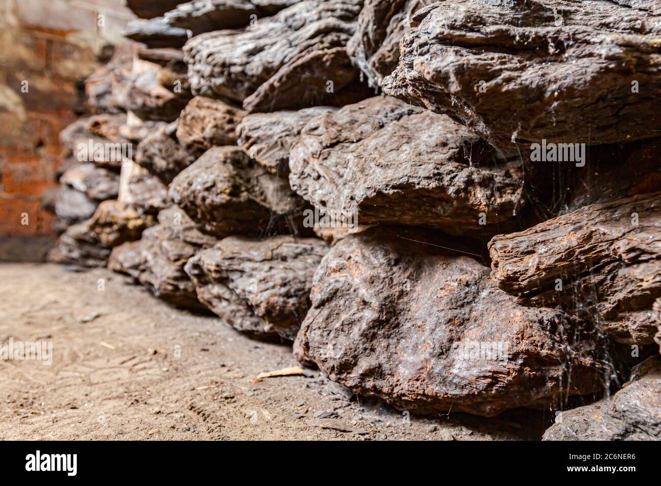 Coal Cellar High Resolution Stock Photography and Images Alamy