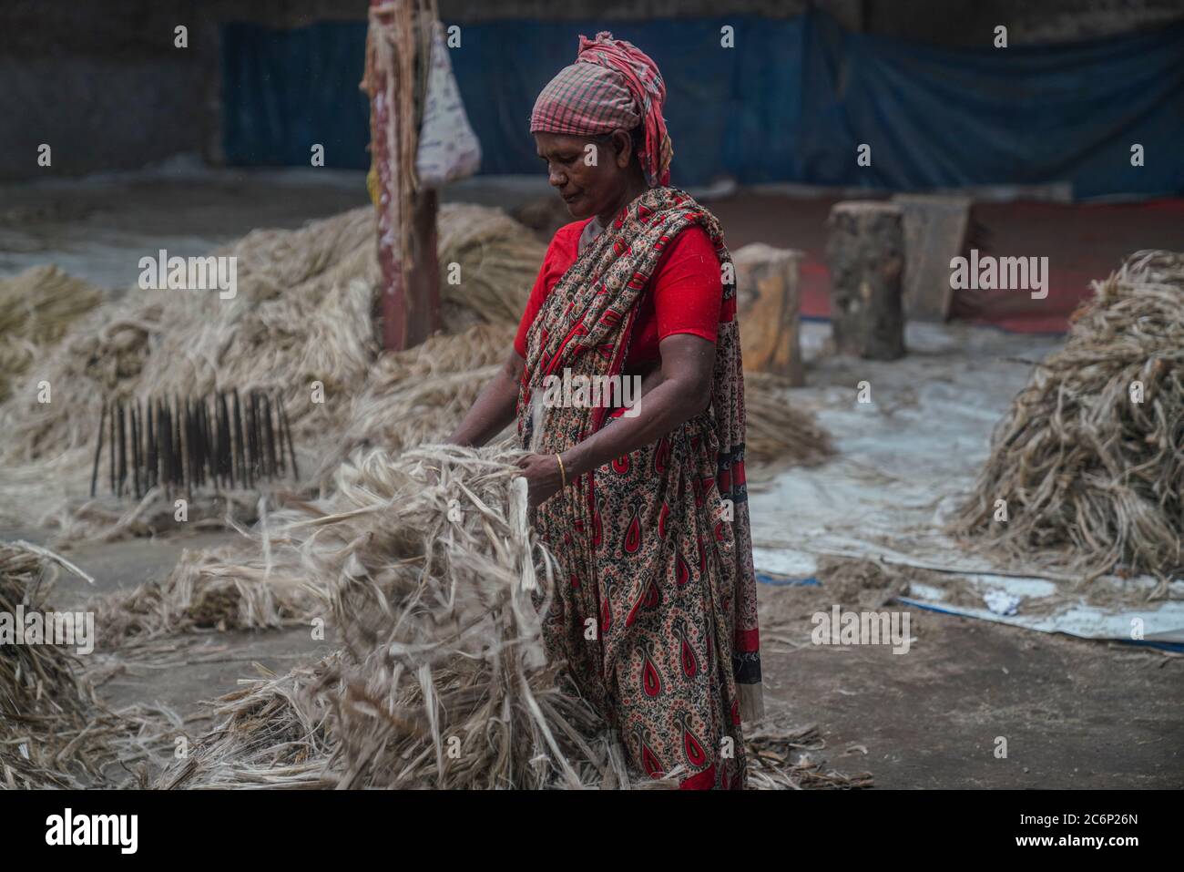Jute processing factory hi-res stock photography and images - Alamy
