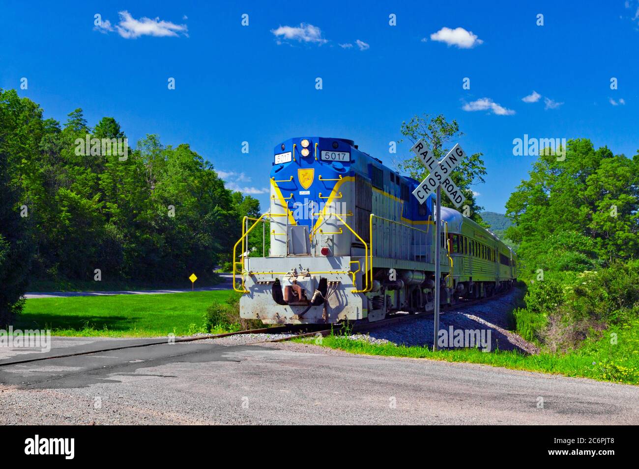 Catskill Mountain Railroad at a road cossing in New York's Catskill