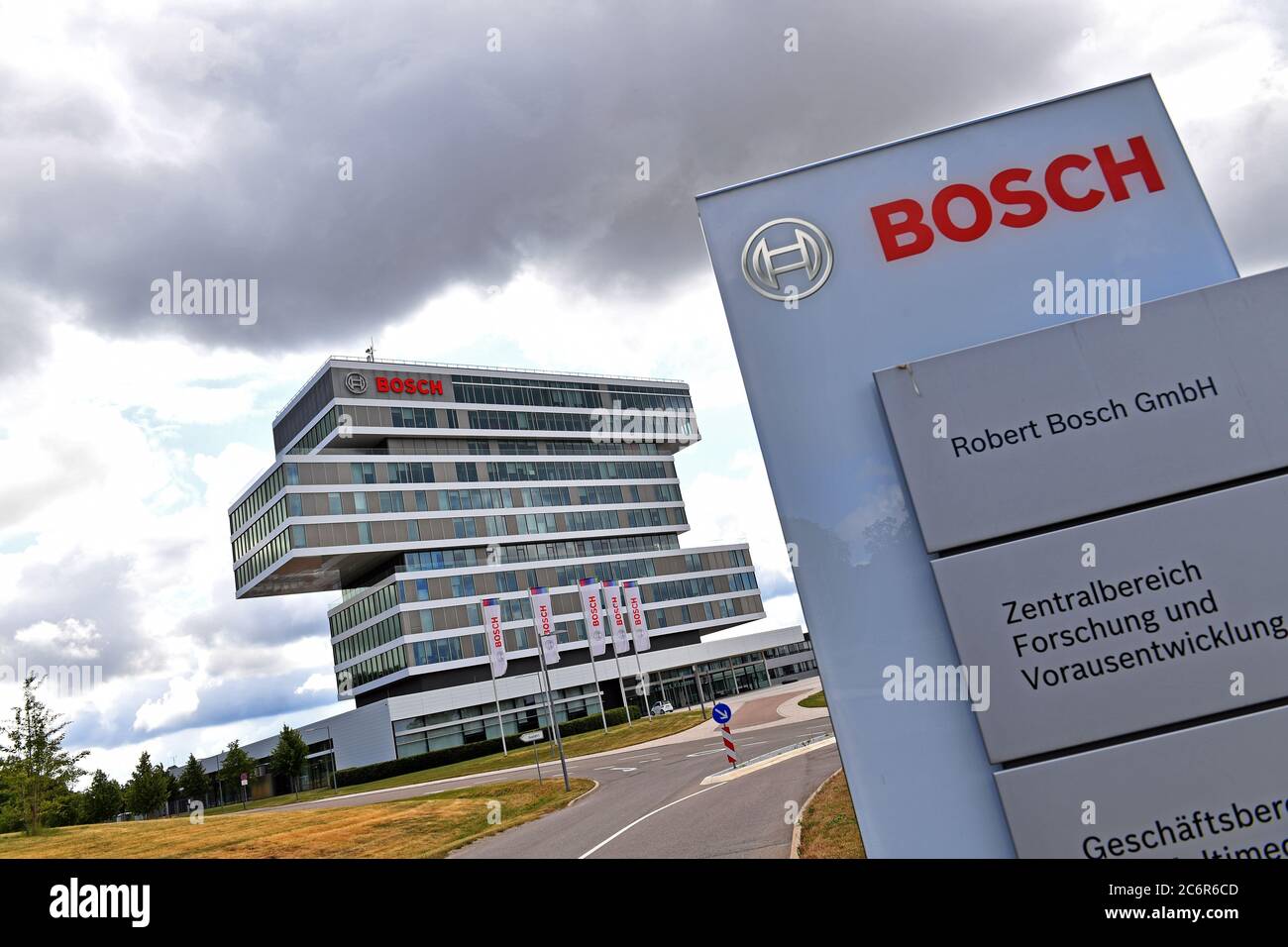 Renningen, Deutschland. 11th July, 2020. Robert Bosch GmbH Center for  Research and Advance Development in Renningen. Robert Bosch GmbH,  multinational German company, automotive supplier, manufacturer of consumer  goods (power tools, household appliances)