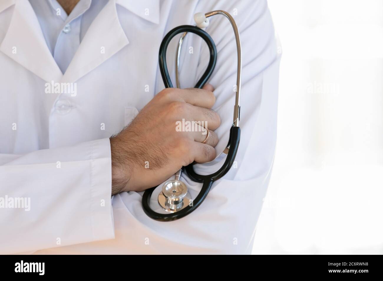 Person stethoscope hi-res stock photography and images - Alamy