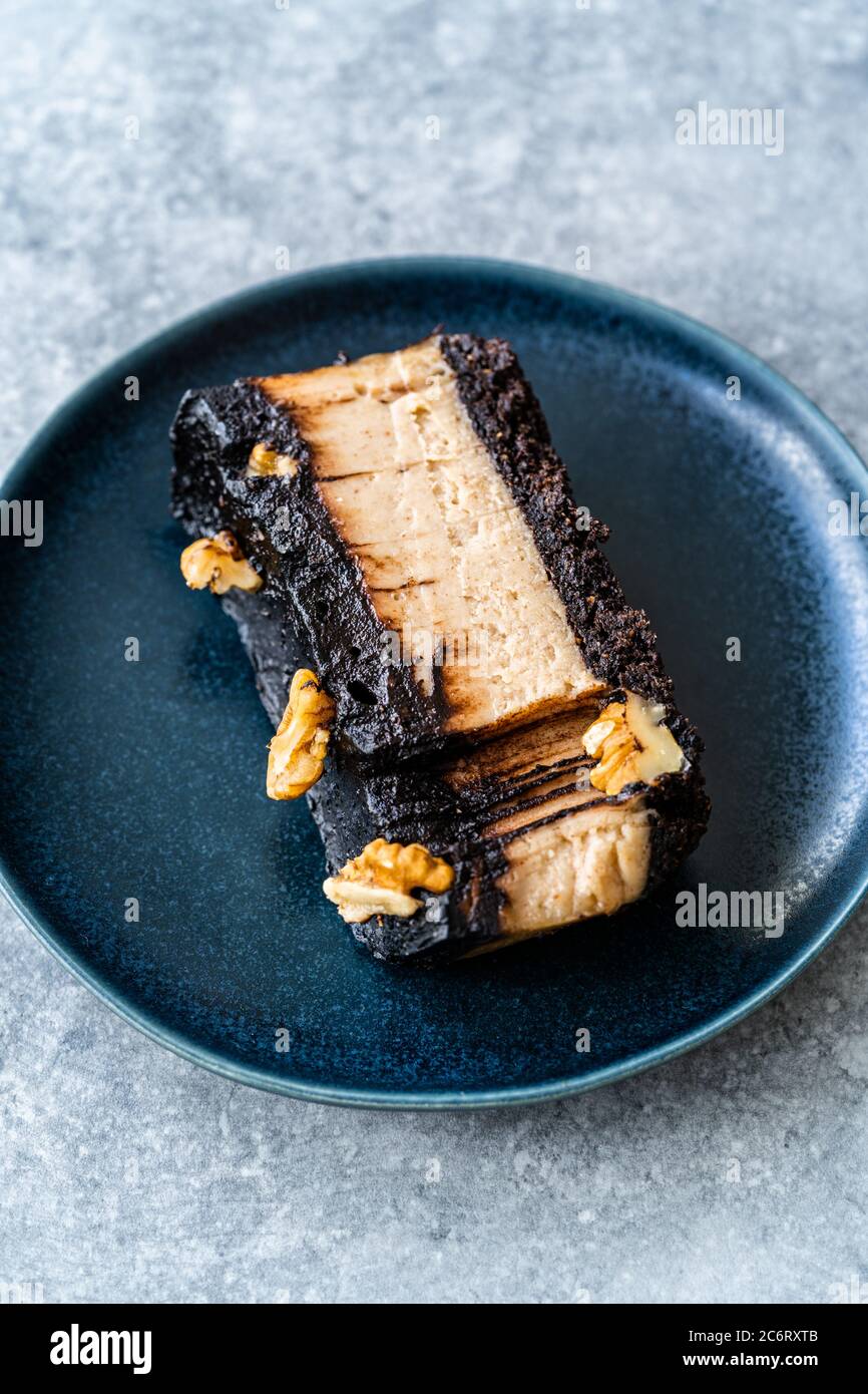 Peanut Butter Pie with Chocolate Mousse, Ganache Chocolate and Walnut Cooked with Coconut Sugar
