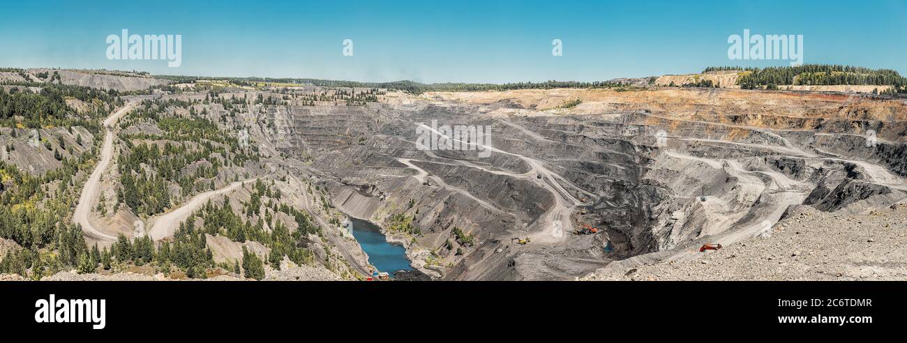 Abandoned coal mine equipment hi-res stock photography and images - Alamy