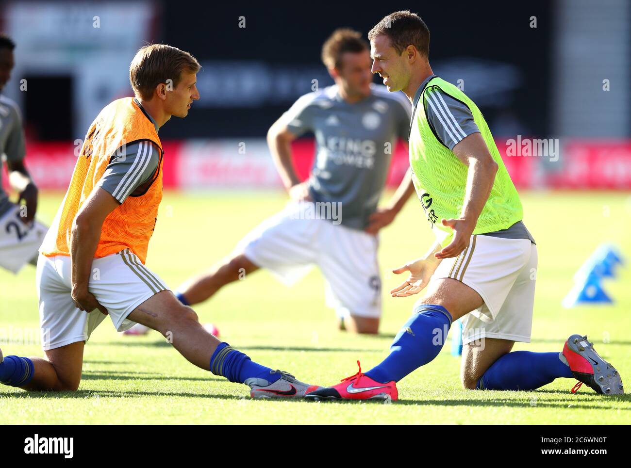 Leicester City's Marc Albrighton (left) and Jonny Evans warming up before the Premier League match at The Vitality Stadium, Bournemouth. Stock Photo