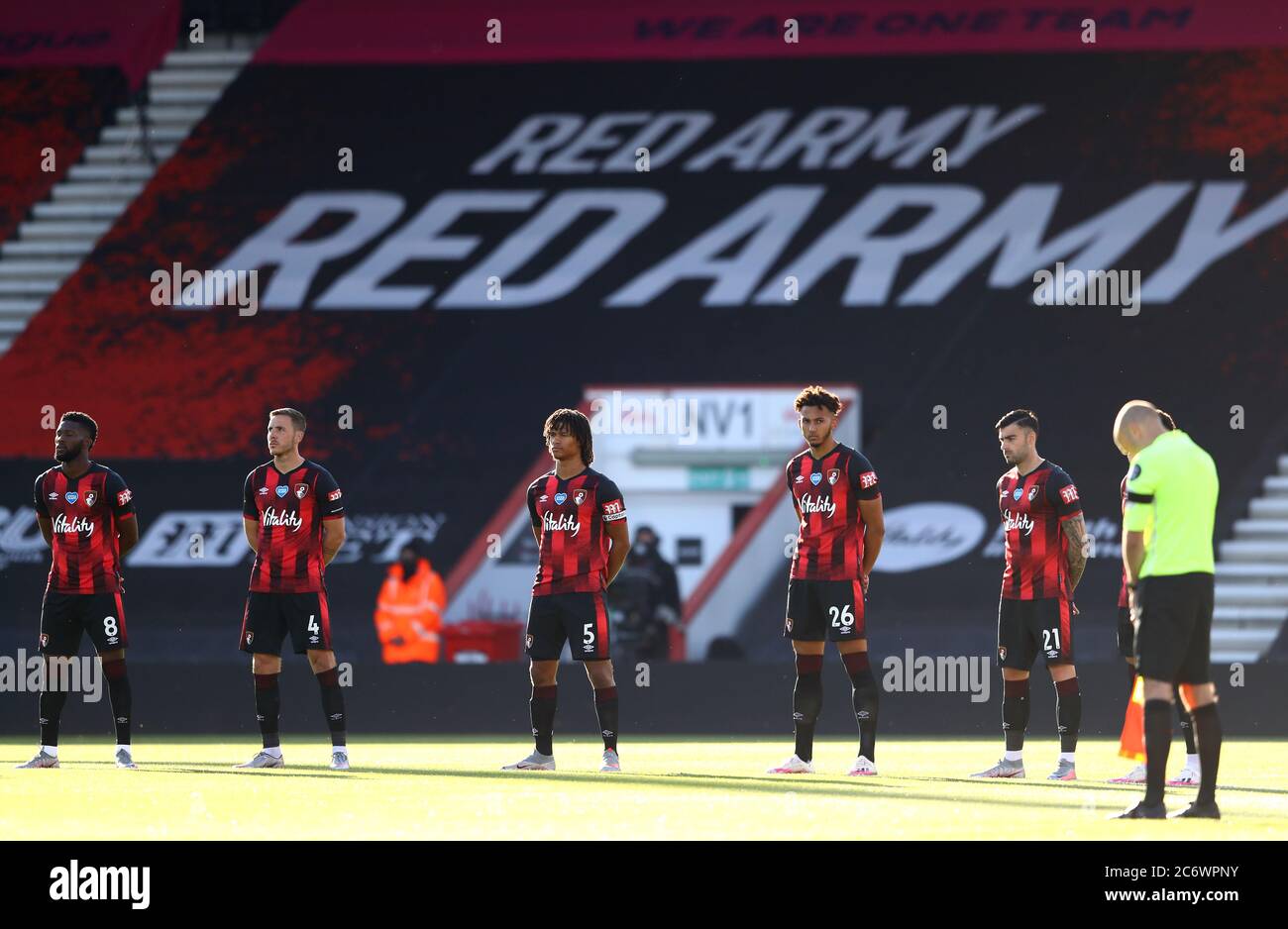 AFC Bournemouth players hold a minute silence for Jack Charlton prior to kick-off during the Premier League match at The Vitality Stadium, Bournemouth. Stock Photo