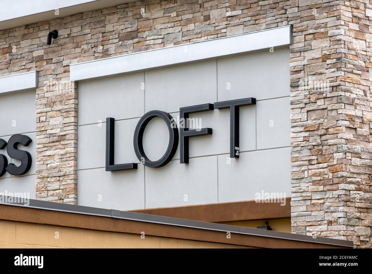 Loft outlet hi-res stock photography and images - Alamy
