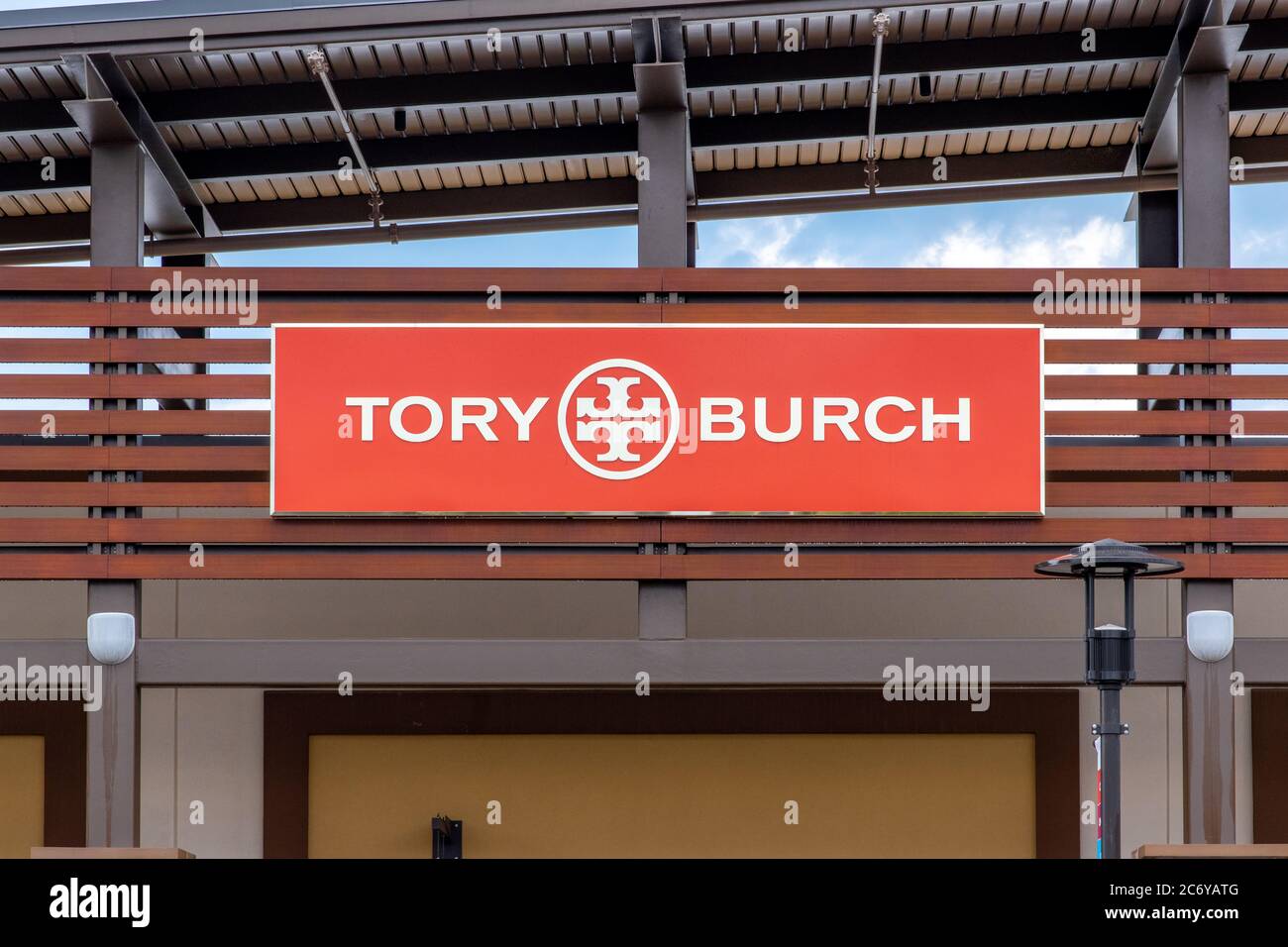 Clarksburg, Maryland / USA - July 12 2020: Sign at the exterior storefront  of Tory Burch at Clarksburg Premium Outlets in Maryland Stock Photo - Alamy