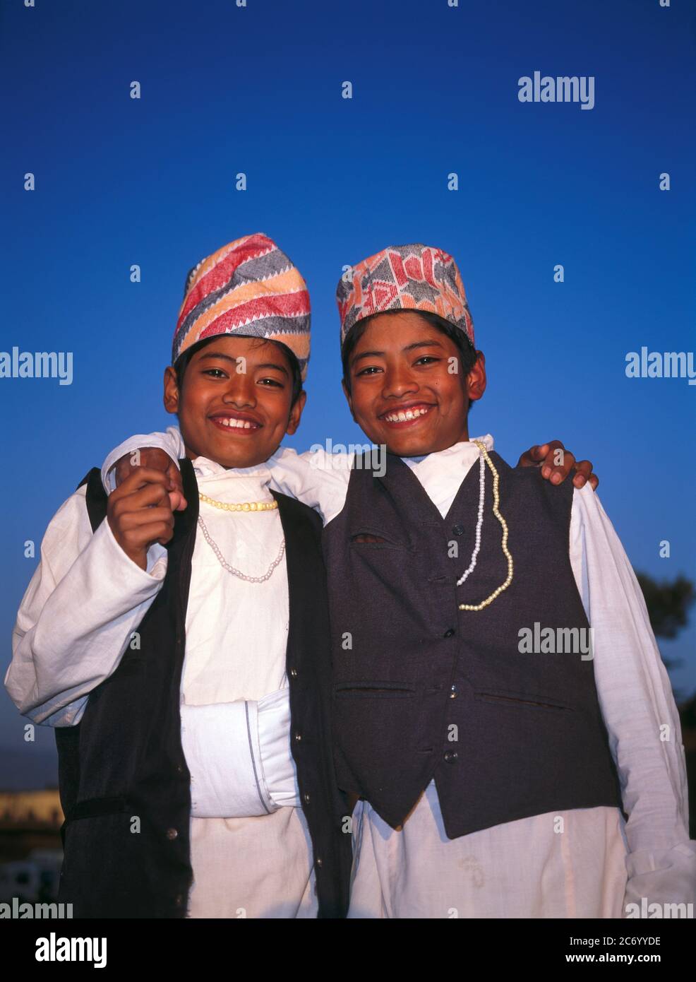 Boys smiling hi-res stock photography and images - Alamy