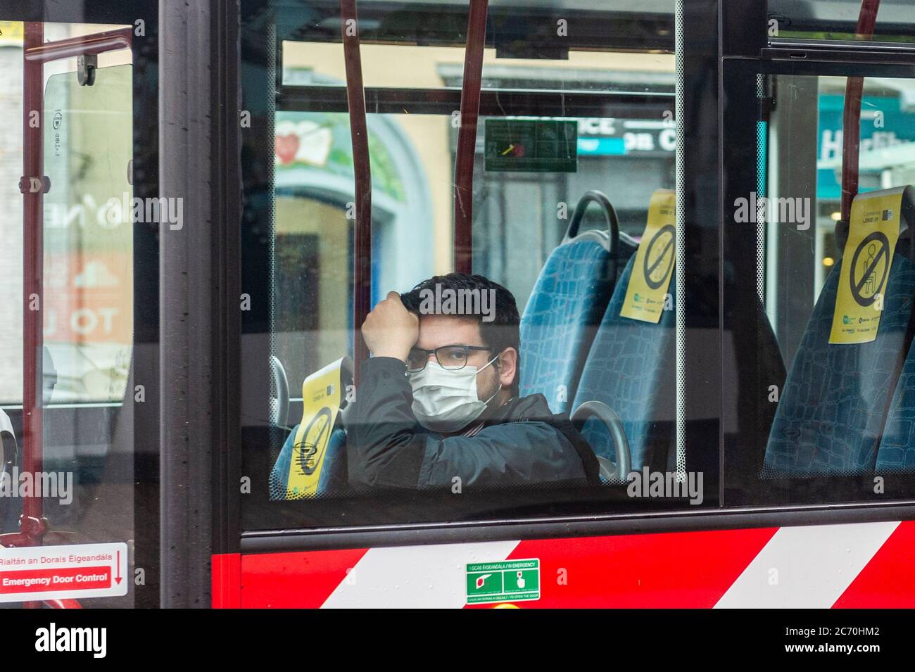 500 bus hires stock photography and images Alamy