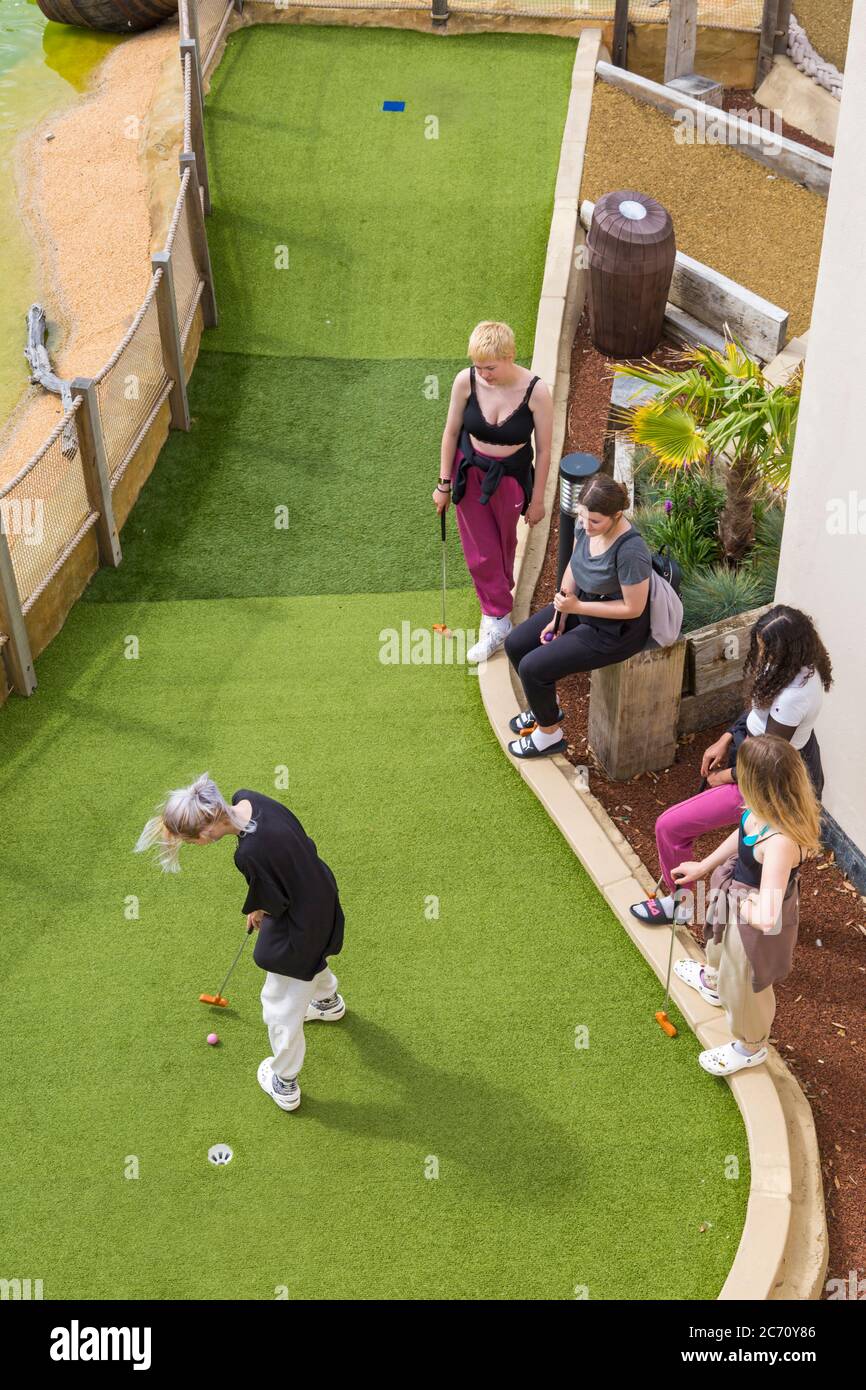 Playing minigolf hi-res stock photography and images - Page 7 - Alamy